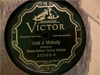 small_victor 20369 a.webp